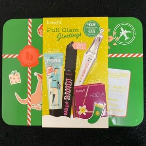BRAND NEW Benefit Holiday Christmas Gift Set